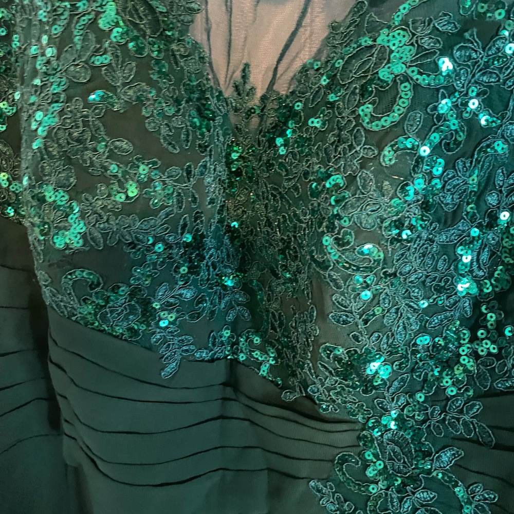 Evening Gown Sequins for prom evening wedding mother 14-16